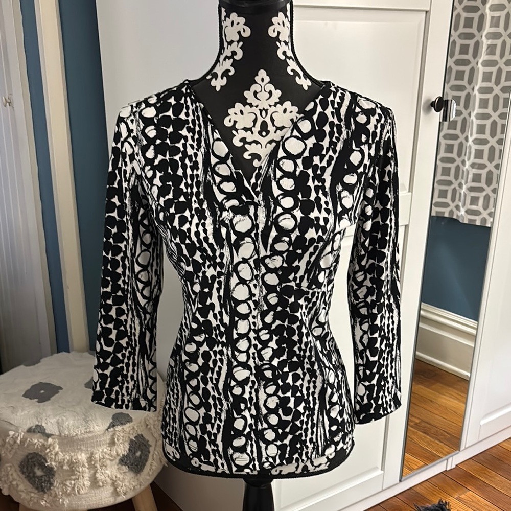 Chico’s Black and White Women's Top